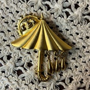 Vintage Gold Umbrella Brooch Figural Rain Pin with Dangling raindrops